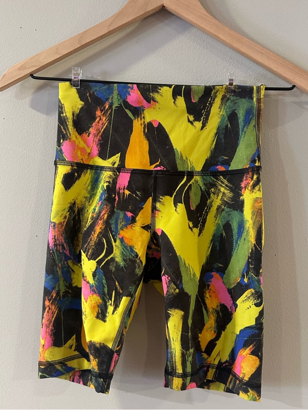 Lululemon Matching Set! Wunder Train Longline Bra & Shorts - Black Multi - Picture 5 of 9